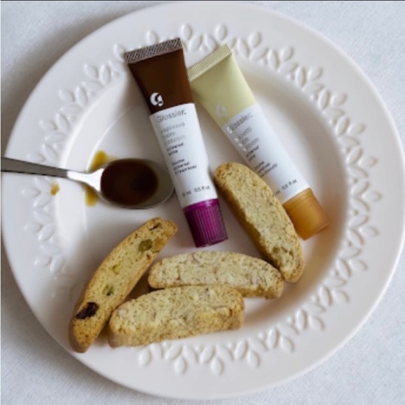 Glossier Tinted Lip Balm Dotcom Set Espresso & Biscotti Duo BNIB - Picture 3 of 12